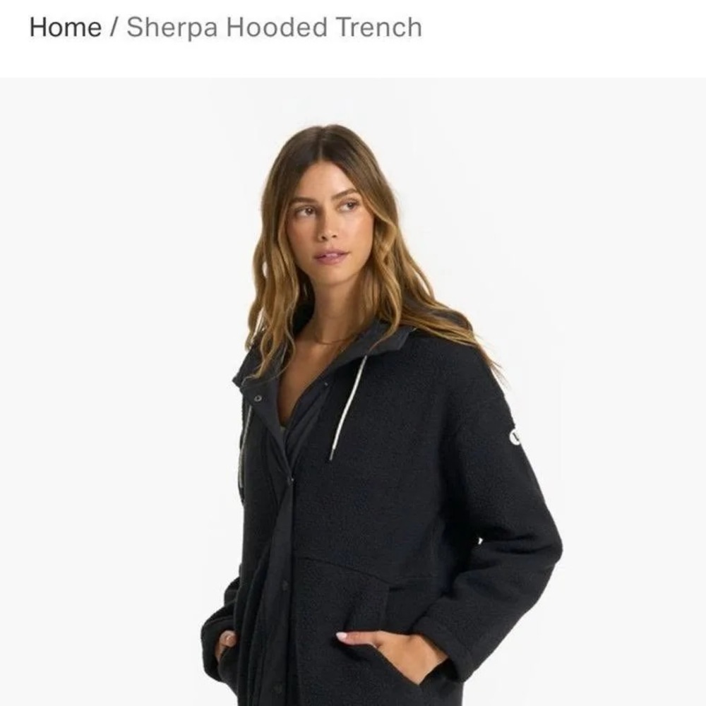 Vuori Sherpa Hooded Trench NWT